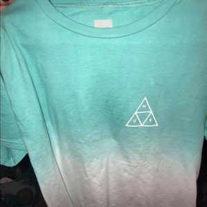 Huf shirt size small gender neutral